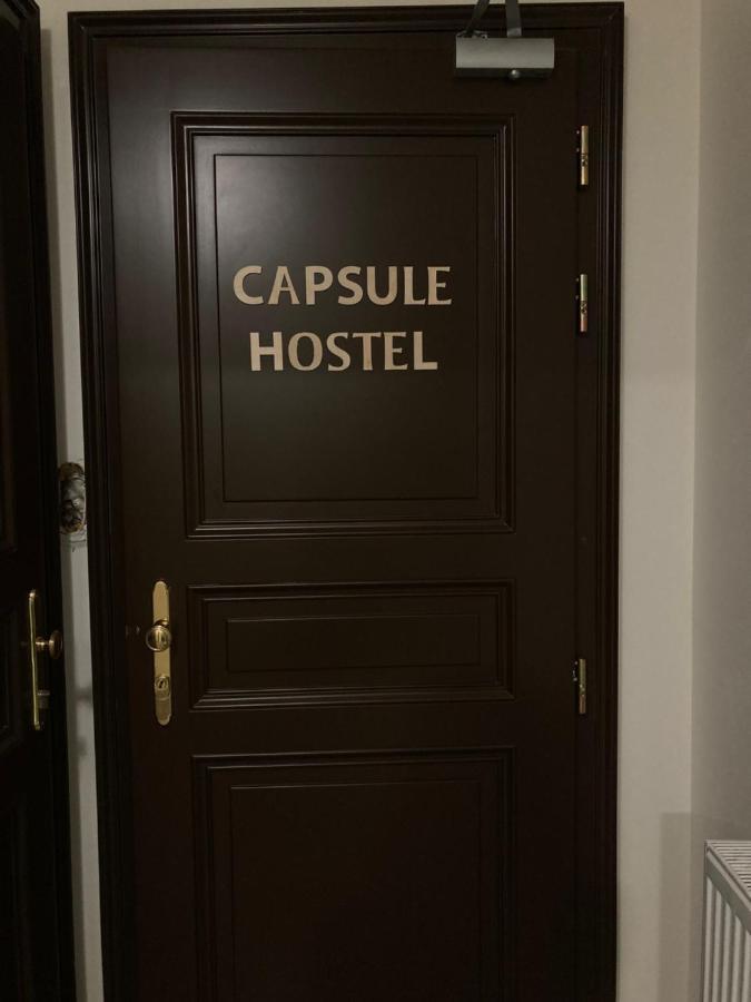 Capsule Hostel Zizkov Tower Prag Dış mekan fotoğraf