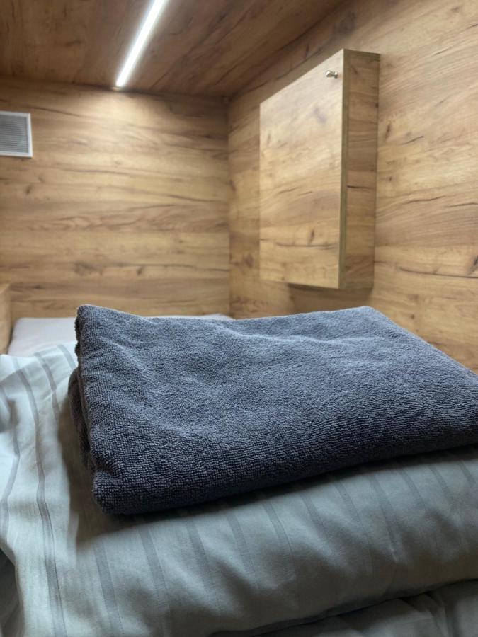 Capsule Hostel Zizkov Tower Prag Dış mekan fotoğraf