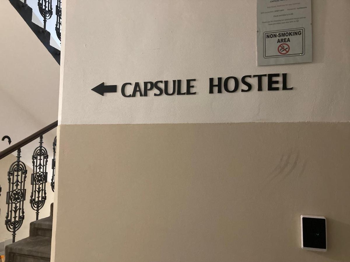 Capsule Hostel Zizkov Tower Prag Dış mekan fotoğraf